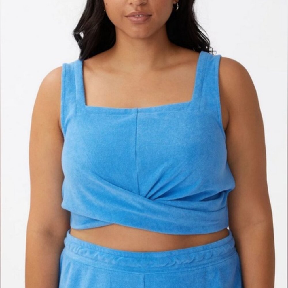 21. Cotton On NWT Front Crop Top